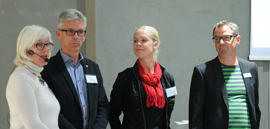 Gruppbild av Professor Eva Vingård, Mats Ryderheim, Arbetsmiljöverket, Annelie Wahlund, Suntarbetsliv, och Johan Mellnäs, Prevent.