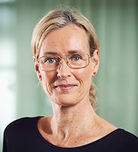 Porträttbild på Petra Salino.