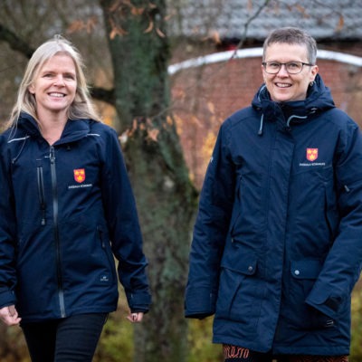 De har utvecklingssamtalen på gående fot