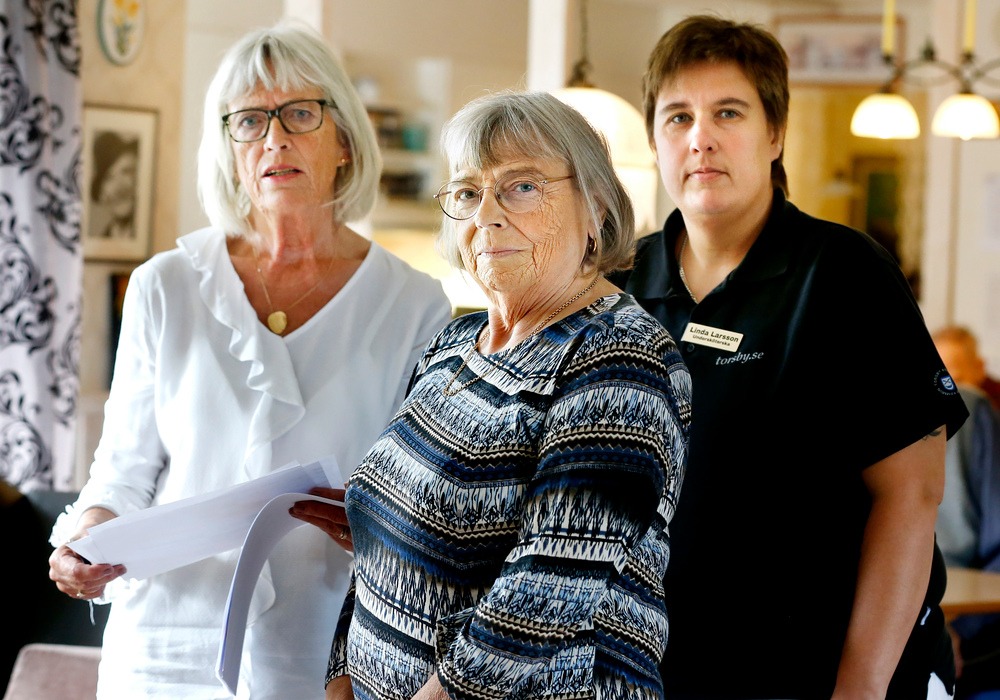 11-timmarsregeln på Äldreboendet Gömmanberg i Östmark. Från v Siv eriksson, Jane Andersson, Linda Larsson