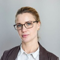 Porträttbild Carolina Severinsen.