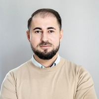 Porträttbild Gabriyel Turgay.